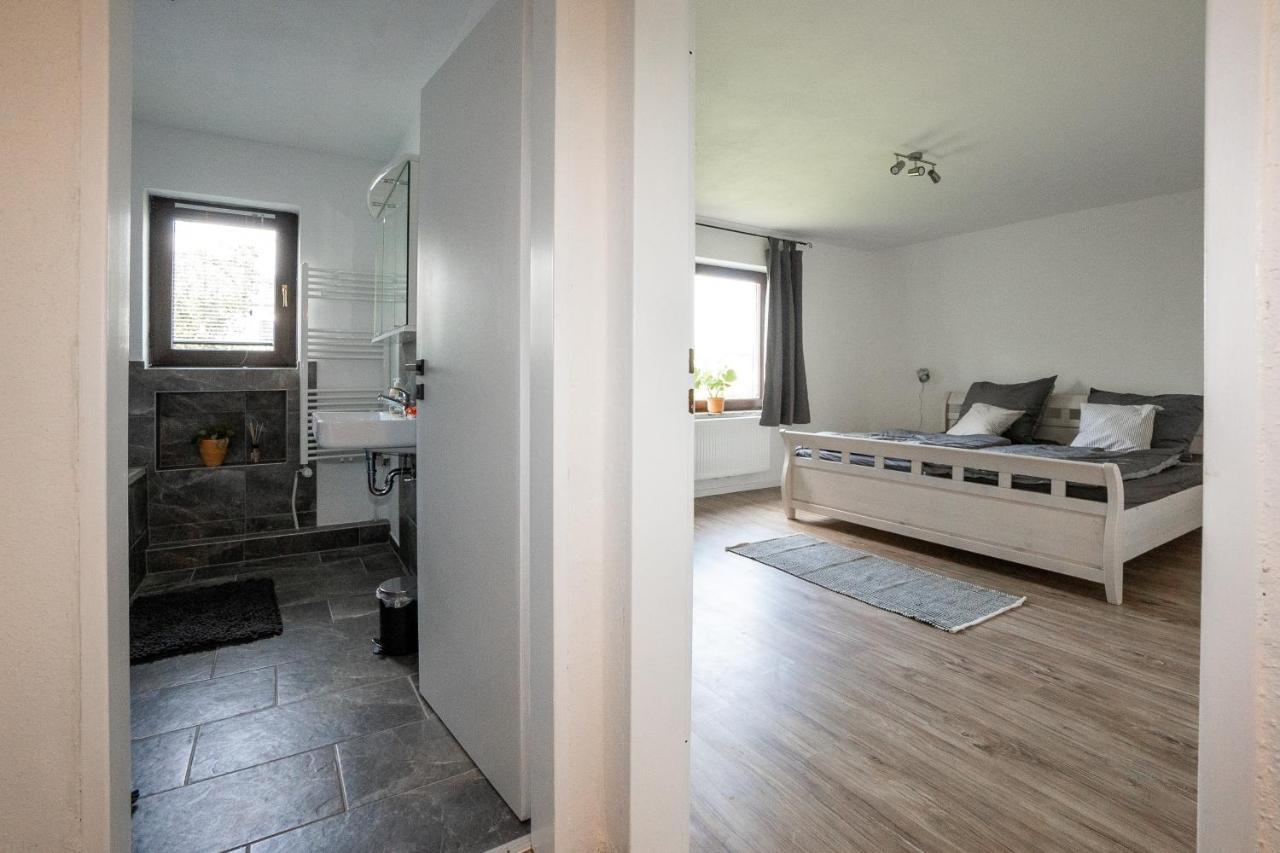Ferienhaus Schneifel Auw bei Prum Buitenkant foto